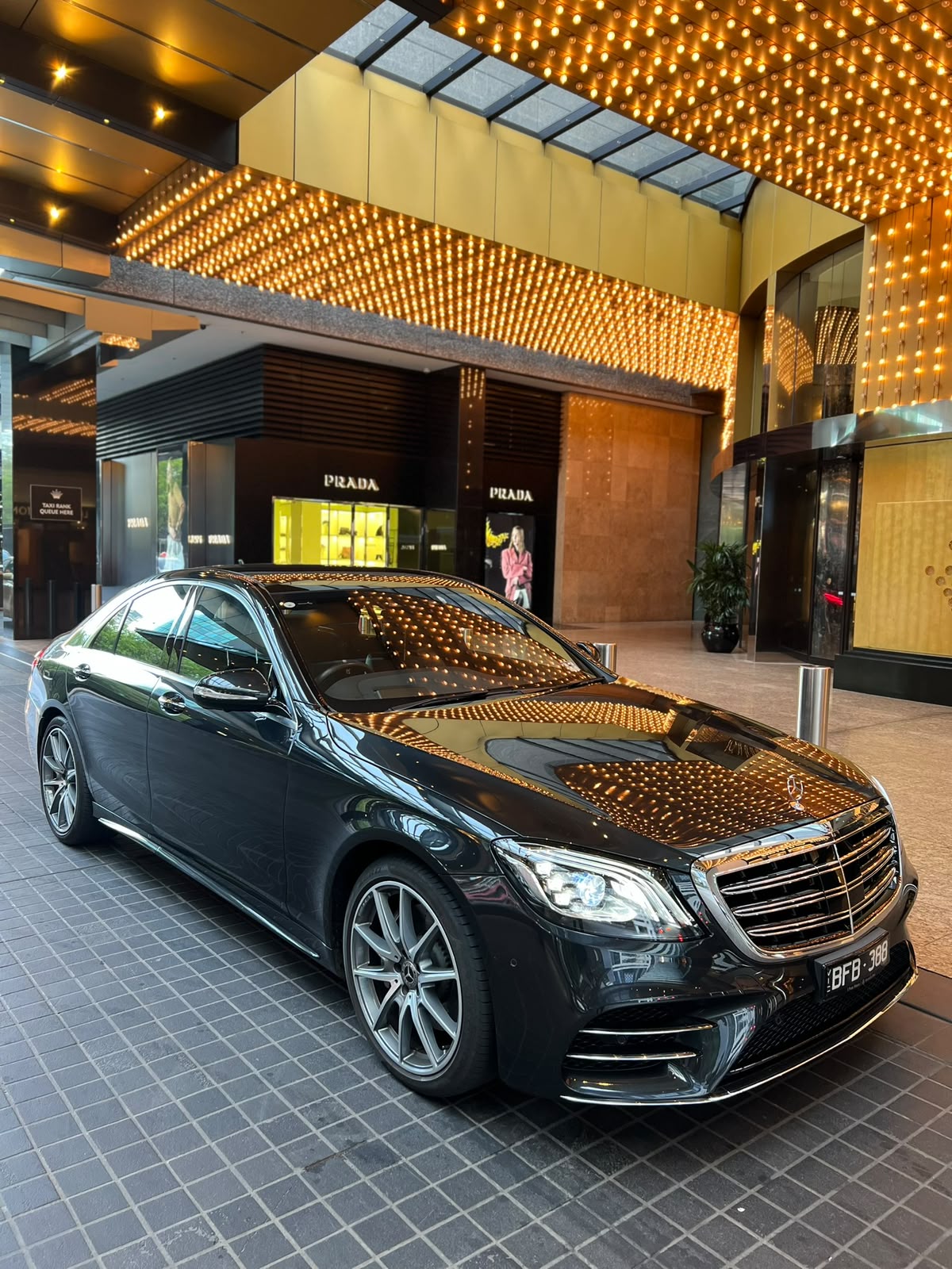 Professional chauffeur service for travel agent clients